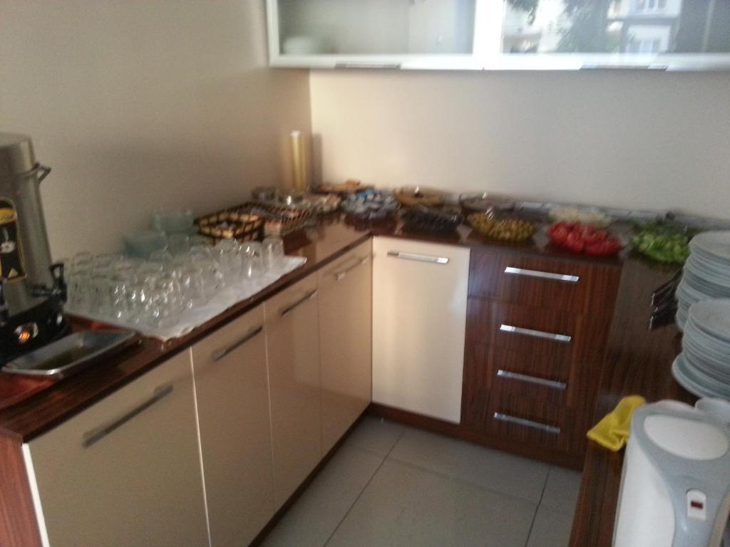 אודיירן Isik Hotel מראה חיצוני תמונה