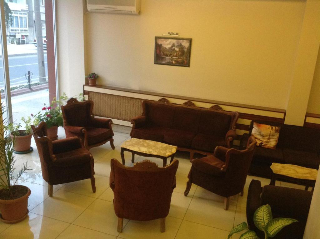 אודיירן Isik Hotel מראה חיצוני תמונה