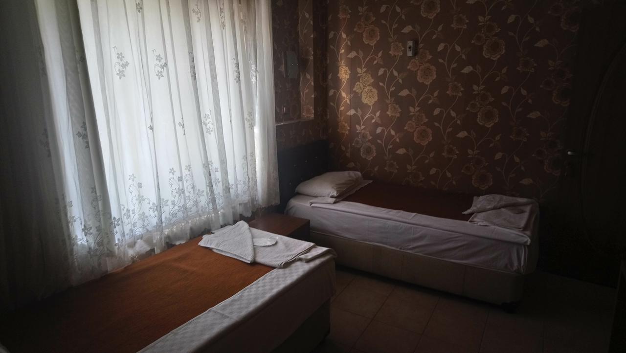 אודיירן Isik Hotel מראה חיצוני תמונה